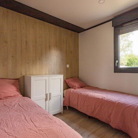 Villa Neuve Avec 3 Chambres Et Terrasse A 100 M De La Plage De Betahon Ambon Ngoại thất bức ảnh